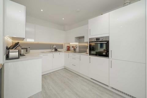 1 bedroom flat for sale, Beames Road, London NW10