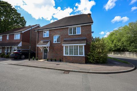 4 bedroom detached house for sale, Sycamore Drive, Burgess Hill, RH15