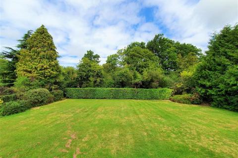 Gorran Haven Forest Drive, Kingswood, Tadworth, KT20 6LN