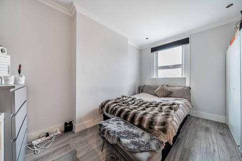 2 bedroom flat for sale, Grange Park Road, Leyton, London, E10