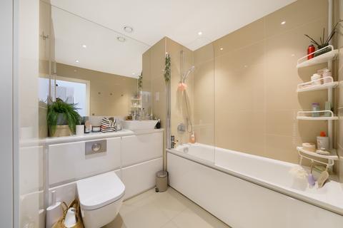 2 bedroom flat for sale, Lovibond Lane, London SE10