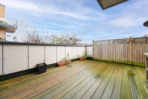 2 bedroom flat for sale, Thornbury Way, Walthamstow, London, E17