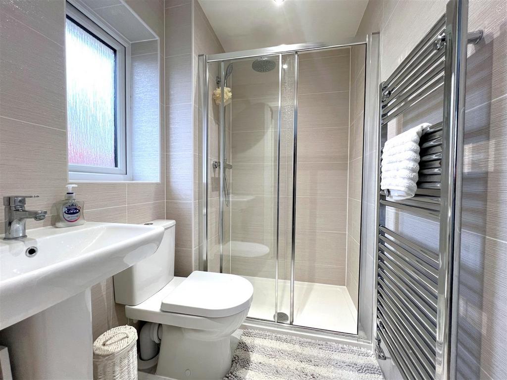 Ensuite.jpg