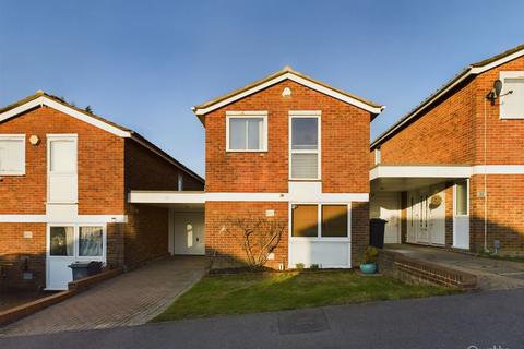 4 bedroom detached house for sale, Newlands Woods, Croydon