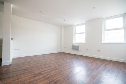 2 bedroom apartment for sale, Bridge Street, Pinner HA5