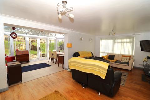 5 bedroom bungalow for sale, De la Warr Road, Bexhill-on-Sea, TN40