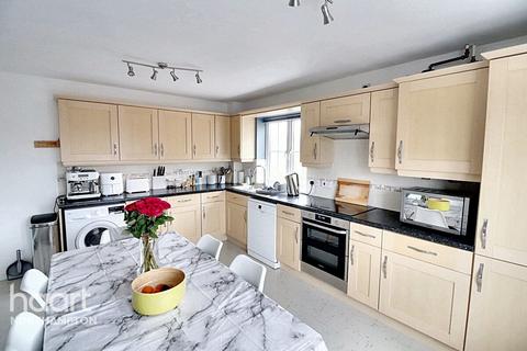 76 Baines Way, Grange Park, Northampton, NN4 5DP
