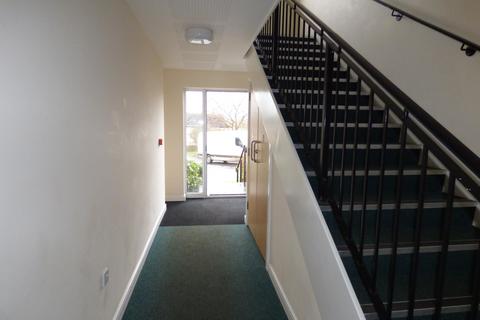 2 bedroom flat to rent, Ferridays Fields, Telford TF7