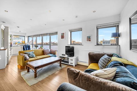 1 bedroom apartment for sale, Battersea Park Road, Battersea SW11