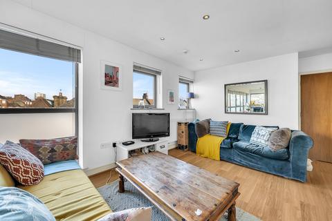 1 bedroom apartment for sale, Battersea Park Road, Battersea SW11