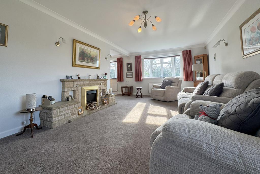 6 FL Sitting Room