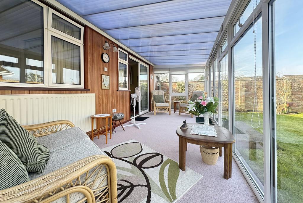 6 FL Conservatory