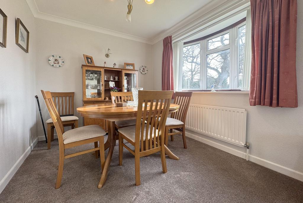 6 FL Dining Room