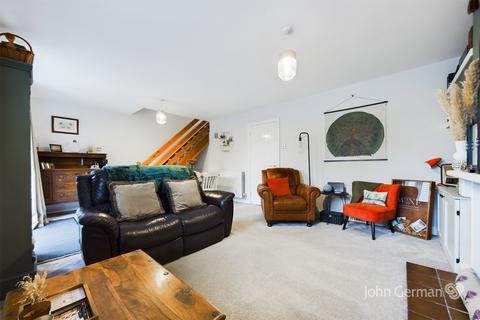 22 Dove Lane, Rocester, Uttoxeter, ST14 5LA