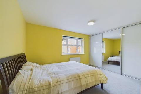 48 Olive Close, Horsham, RH12 4TH