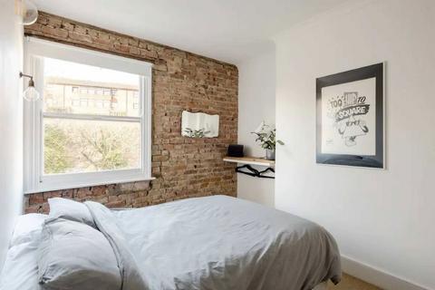 2 bedroom flat to rent, Talbot Road, London N15