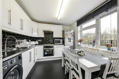 2 bedroom flat for sale, Bancroft Road, London E1