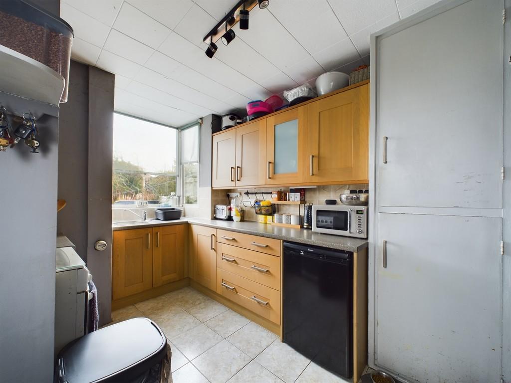 Cam02060 g0 pr0290 still008