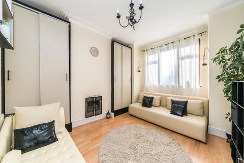 undefined, Edinburgh Road, London W7