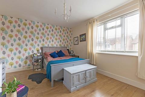 2 bedroom terraced house for sale, Furze Platt Road, Maidenhead SL6