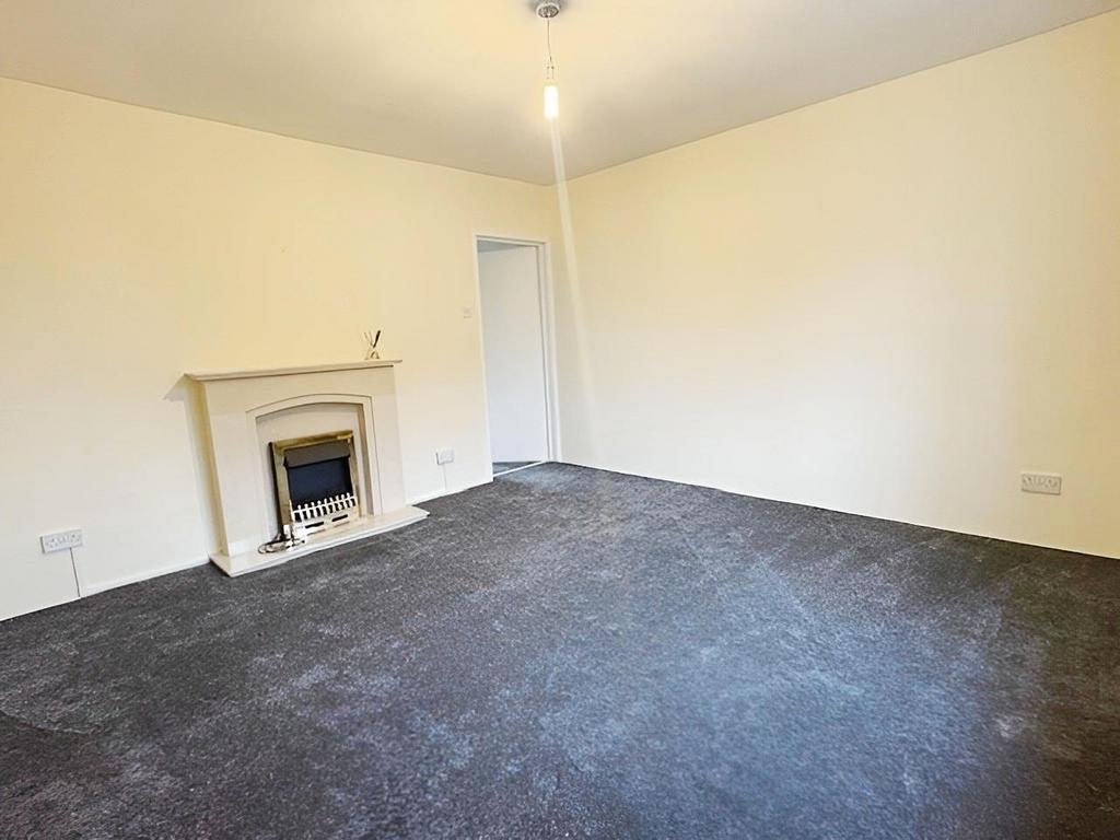 365914ef-9 20holmfield 20lounge.jpg