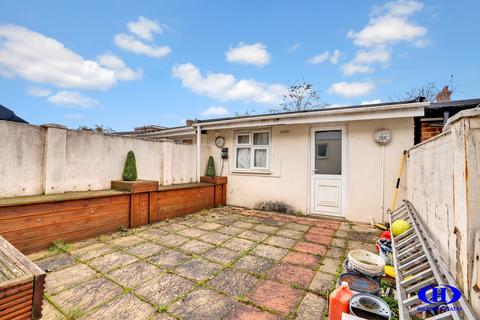 3 bedroom terraced house for sale, Trinity Road, Southall