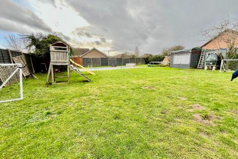 4 bedroom detached bungalow for sale, Holmsey Green, Bury St. Edmunds IP28