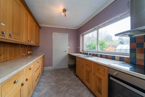 4 bedroom detached house for sale, Edge Lane Stretford