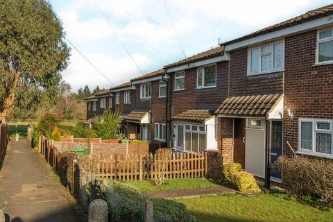 3 bedroom terraced house for sale, Birch Road, Hampshire GU35