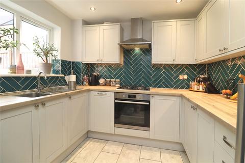 2 bedroom terraced house for sale, Weasdale Court, Woking GU21