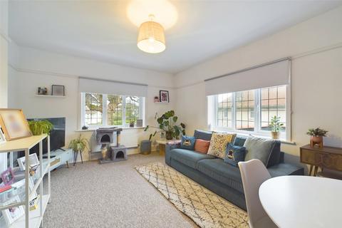 3 bedroom apartment for sale, Wentworth Avenue, Bournemouth, Dorset, BH5