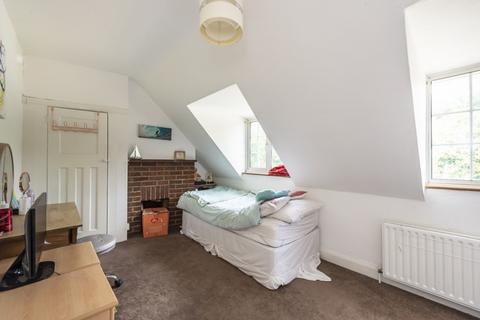 2 bedroom apartment to rent, Little Chalfont