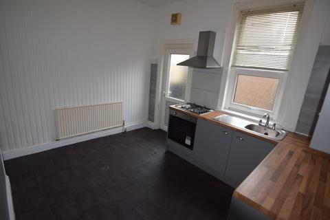 2 bedroom end of terrace house to rent, Jackson Street, Blackpool