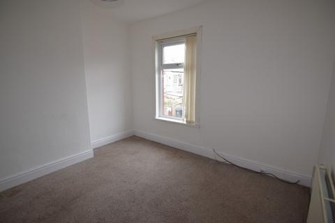 2 bedroom end of terrace house to rent, Jackson Street, Blackpool