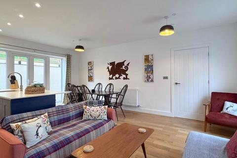 Haywood Hay Road, Builth Wells, LD2 3BP