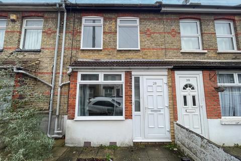 Cecil Road, Gravesend, Kent, DA11 7DG