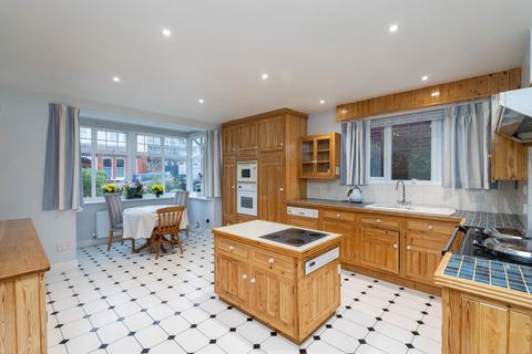 4 bedroom semi-detached house for sale, Lonsdale Road, Dorking