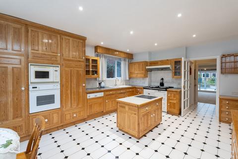 4 bedroom semi-detached house for sale, Lonsdale Road, Dorking