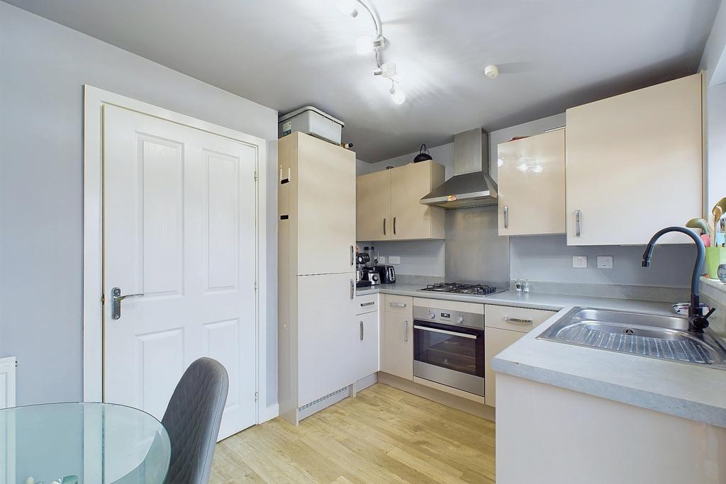 Kitchen 1