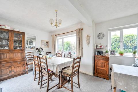 4 bedroom bungalow for sale, Jacobs Well, Guildford, Guildford, GU4