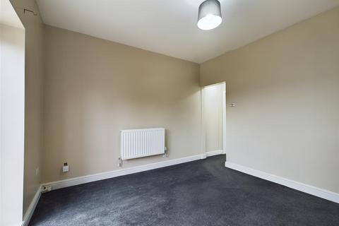 2 bedroom house to rent, South View, Sheffield S26