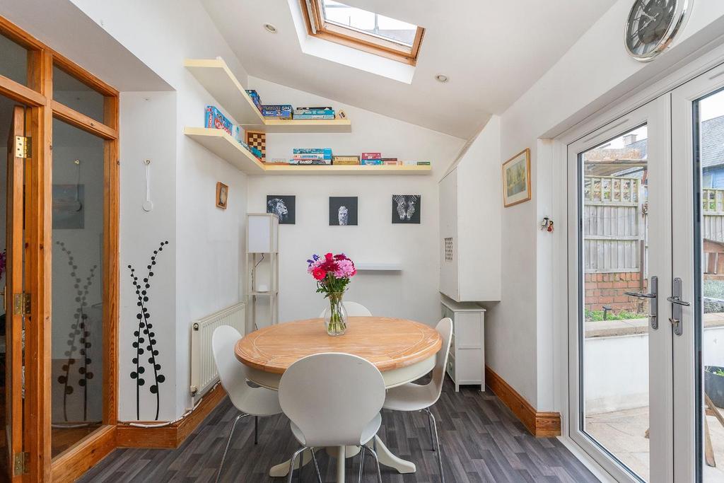 G1 FPRBN - Dining Room C.jpg
