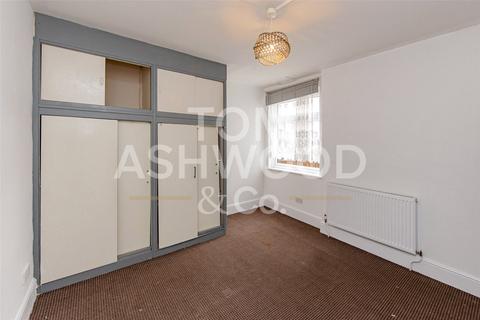 10 Vicarage Lane, London, E6 6AB