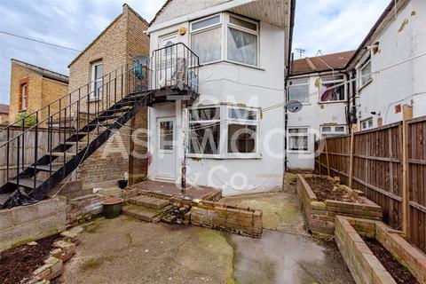 10 Vicarage Lane, London, E6 6AB