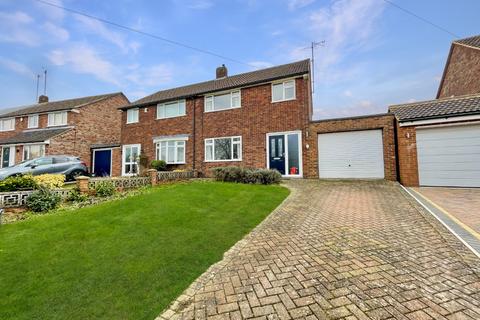 3 bedroom semi-detached house for sale, Mendip Way, Luton, Bedfordshire, LU3 3JJ