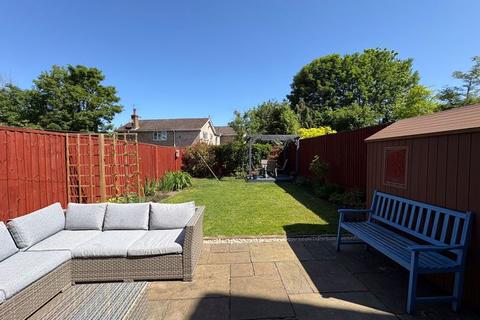 undefined, 4 Nuevo Court, Newbridge, Wolverhampton WV6