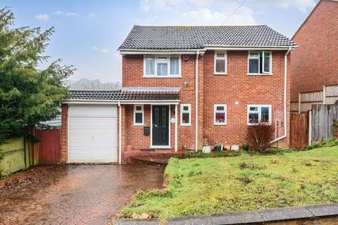 16 Colescroft Hill, Purley, CR8 4BB