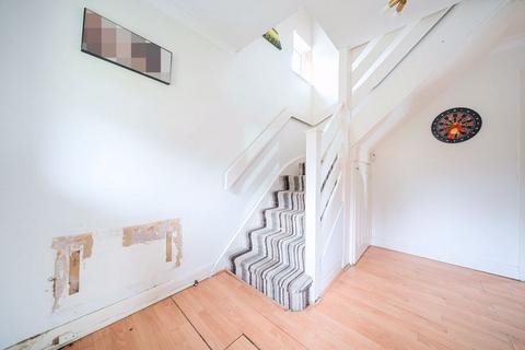 16 Colescroft Hill, Purley, CR8 4BB