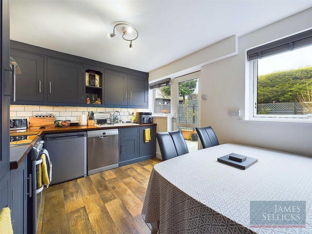 Dining Kitchen