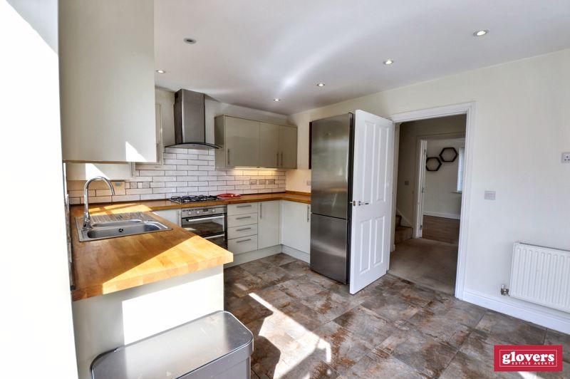 Dining kitchen